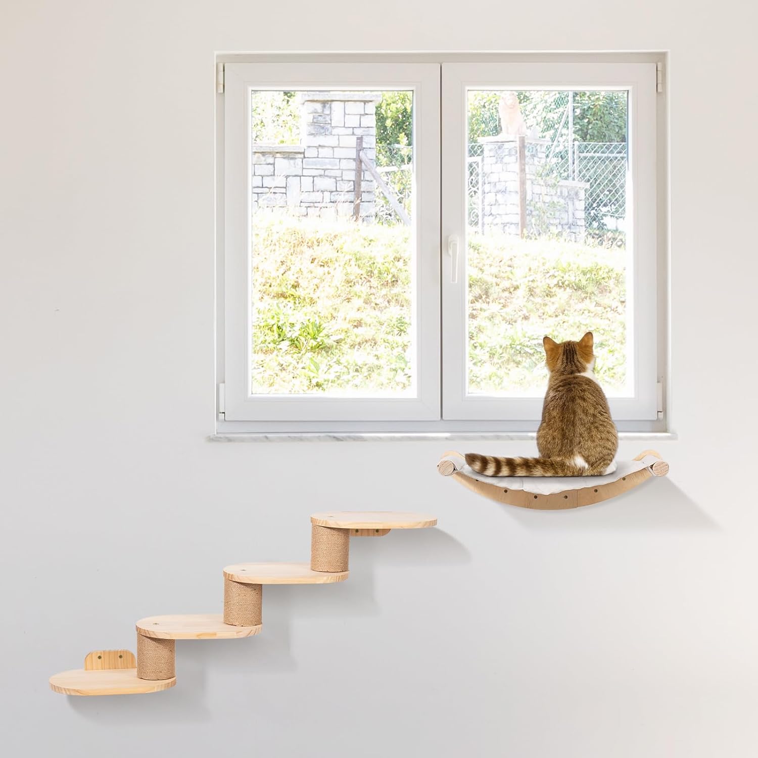 Arbre à chat mural — 4 niveaux, sol dégagé — 8