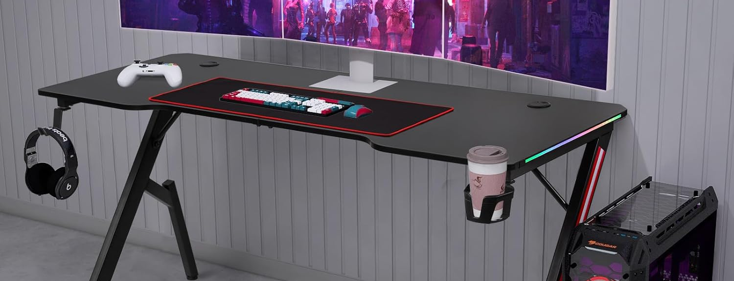 Bureau pour le gaming 160 cm, prêt à jouer