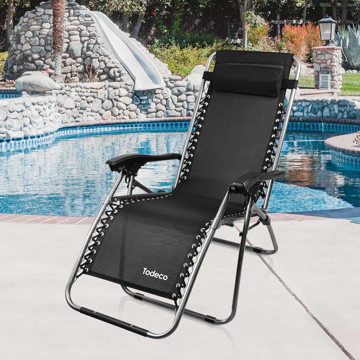Chaise longue pliable noire — 1 pièce — 5