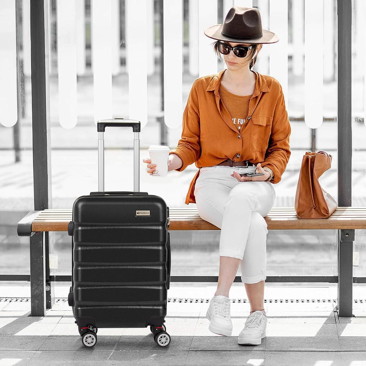 Valise cabine rigide 56 cm noire, 33 L — 6